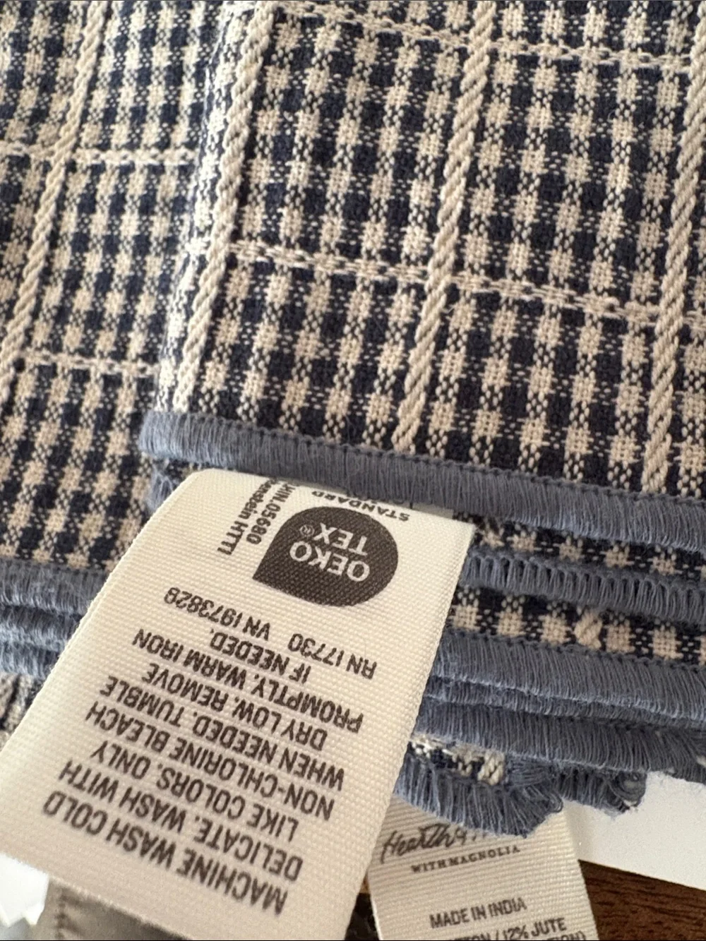 Hearth & Hand with Magnolia Set of 4 Plaid cloth napkins in Navy and White New
